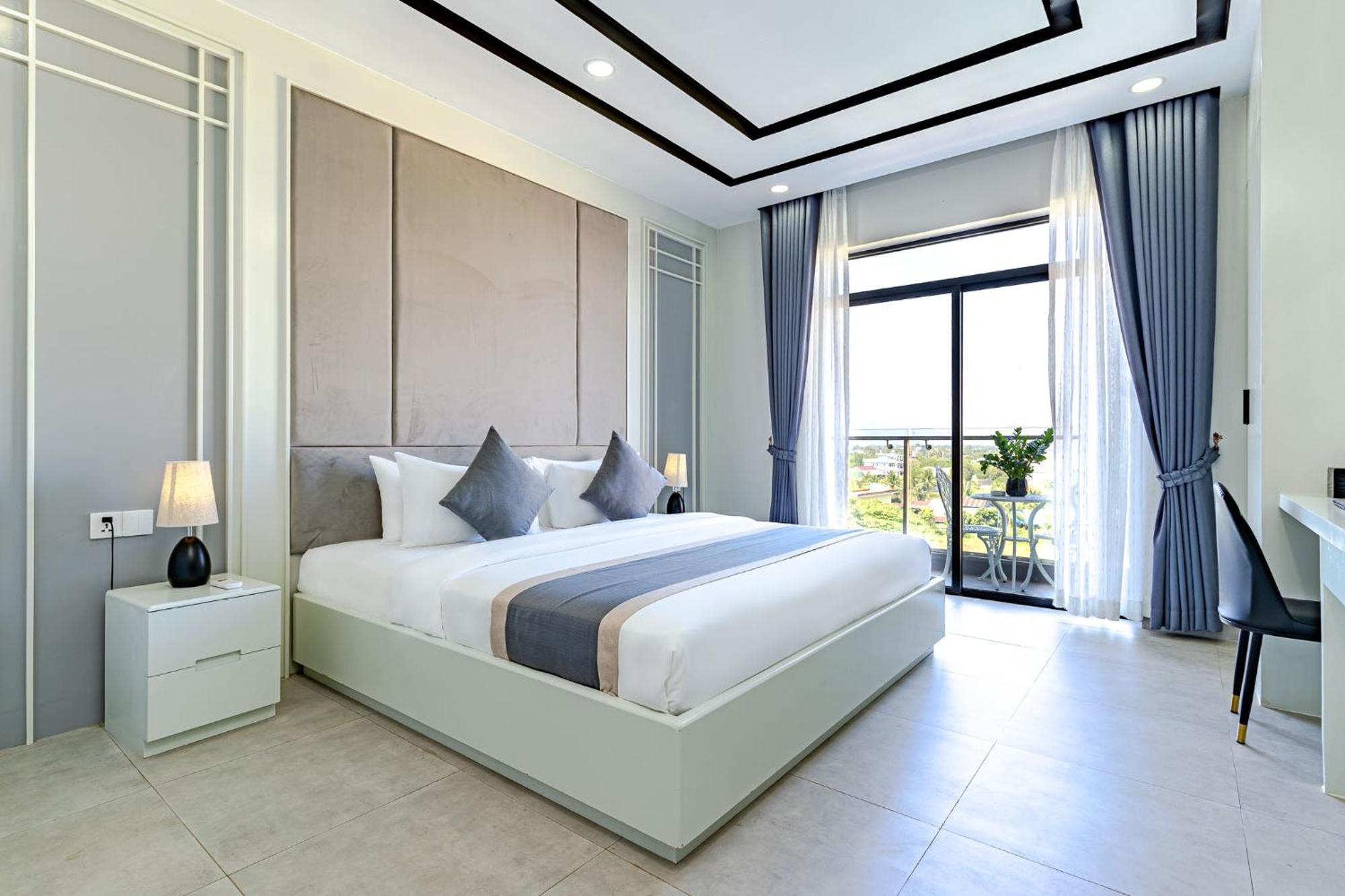 The Square Kampot Hotel Exterior foto